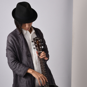 杨思敏的奶头被咬得又红又肿
